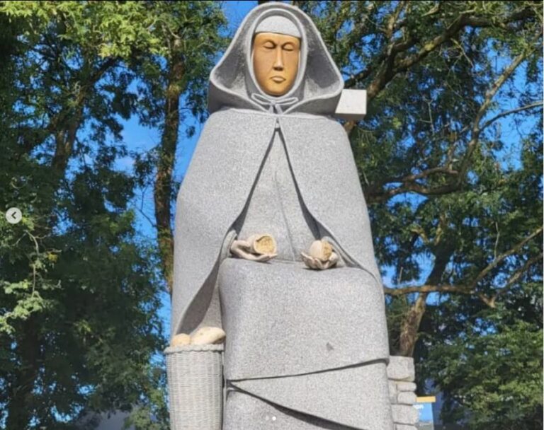 Bénédiction de la statue de Sainte Jeanne Jugan, ce 28 août, à la